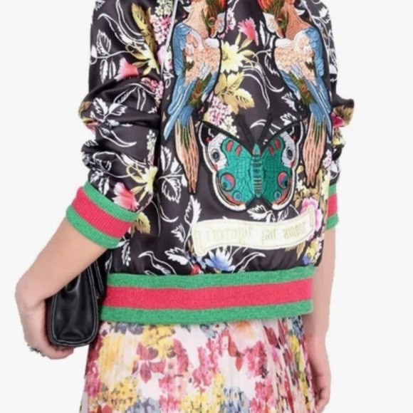 FLORAL EMBROIDERED PARROTS & BUTTERFLY BOMBER JACKET Size Small - Picture 14 of 15